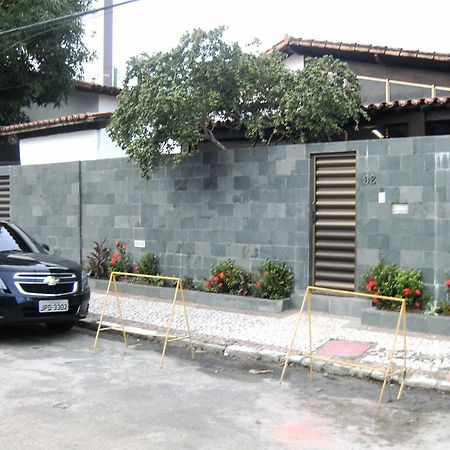 Pousada Pituba Hostel Salvador Exterior photo